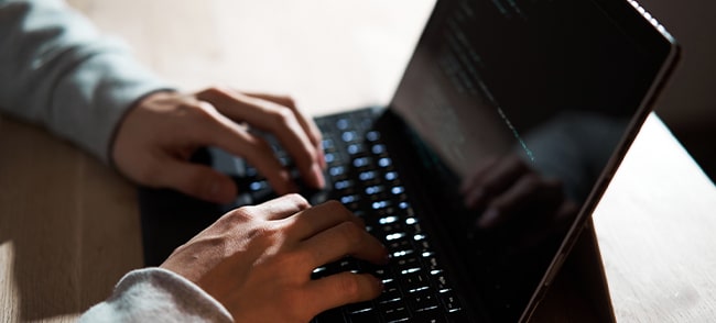 サイバーリスクの保険